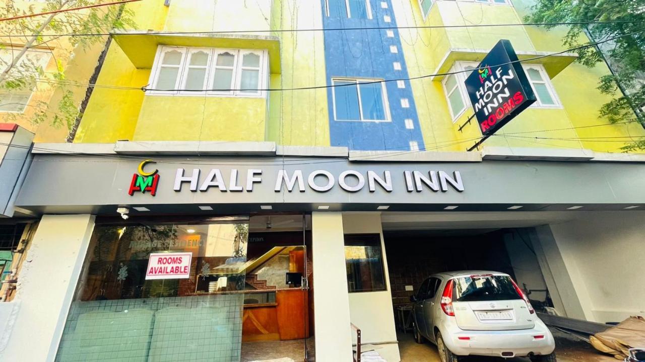 Half Moon Inn 钦奈 外观 照片